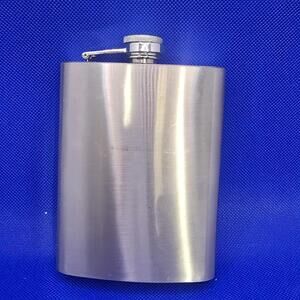 Stainless Steel Hip Flask 8 oz Pocket Liquor Flask with Screw Cap – Classic...